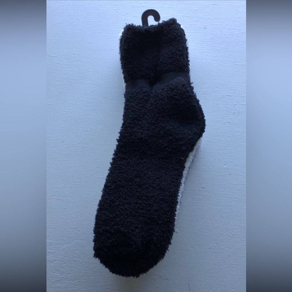 Laundry by Shelli Segal Plush Socks (Pack of 3) - Picture 3 of 4